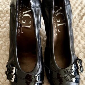 AGL Black Patent Leather Heels Size 40 (9)